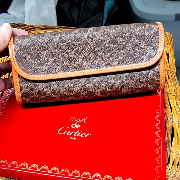 Celine clutch Like NEW - Picture 1 of 12